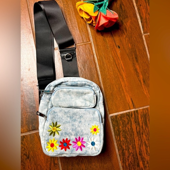 Urban Outfitters Floral Denim Crossbody Sling Bag Purse - Picture 1 of 5